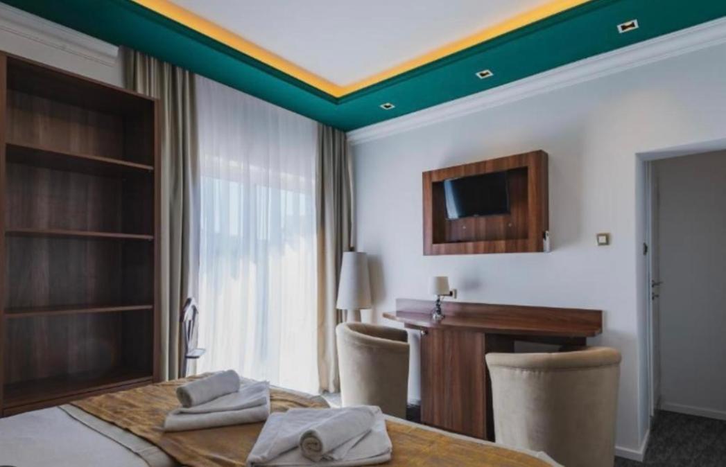 Hotel Garni Ideal Podgorica Exterior foto